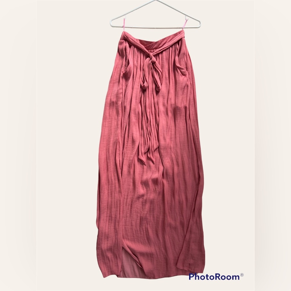ZARA - Size XS - High waisted pink maxi skirt with bow